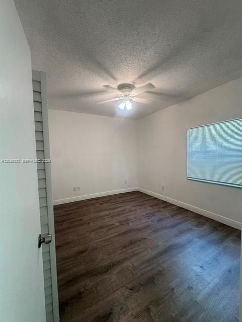 For Rent: $2,300 (2 beds, 2 baths, 1077 Square Feet)
