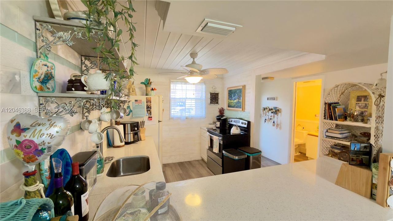 En Venta: $135,000 (1 camas, 1 baños, 867 Pies cuadrados)