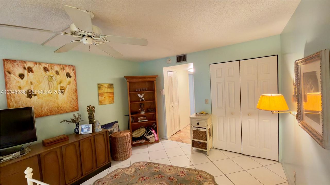 En Venta: $135,000 (1 camas, 1 baños, 867 Pies cuadrados)