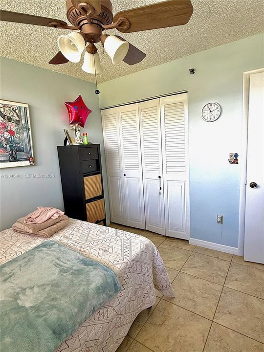 For Rent: $2,100 (2 beds, 2 baths, 980 Square Feet)