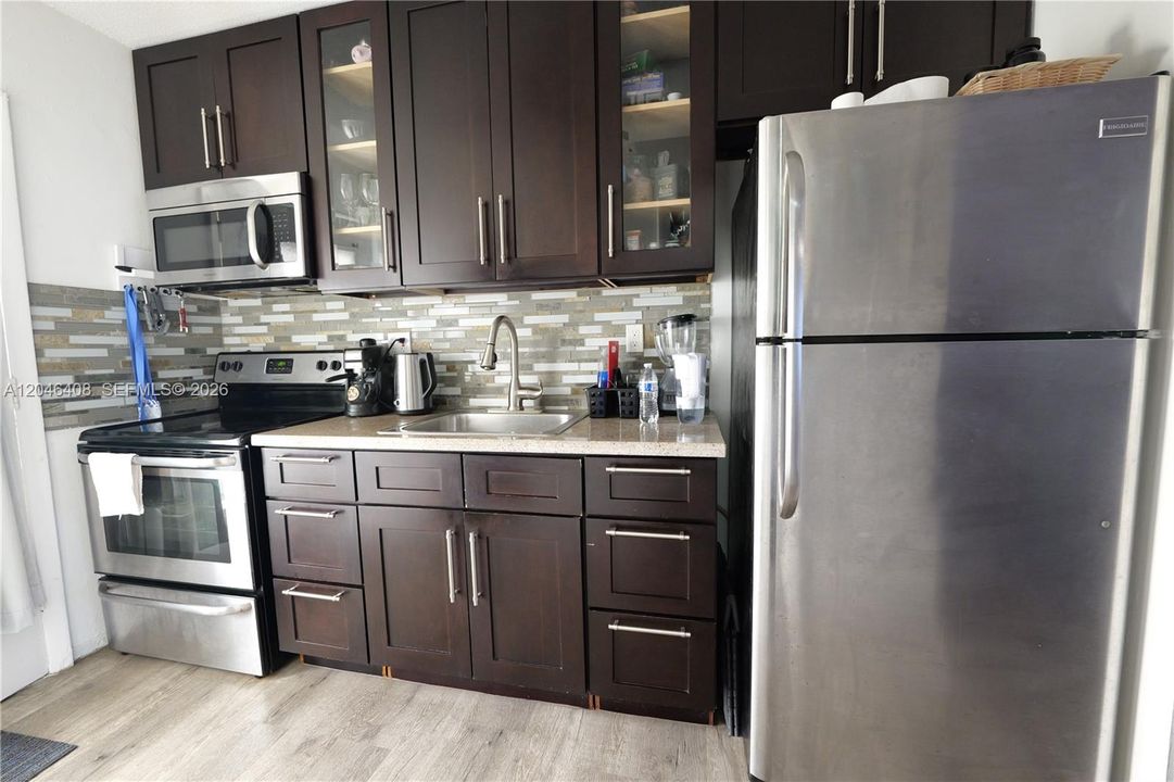 For Sale: $205,000 (0 beds, 1 baths, 394 Square Feet)