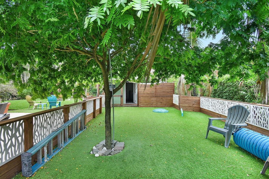 play yard