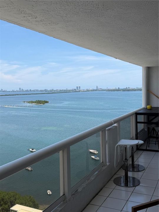 For Rent: $6,000 (3 beds, 3 baths, 1739 Square Feet)