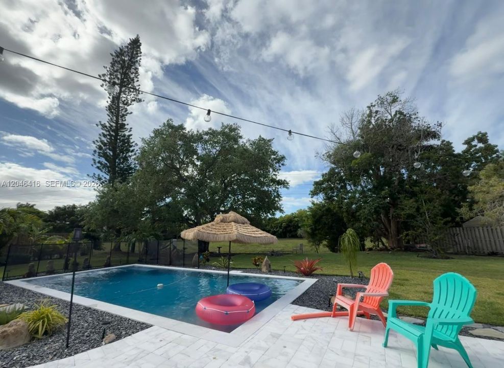 For Sale: $782,000 (3 beds, 2 baths, 1650 Square Feet)