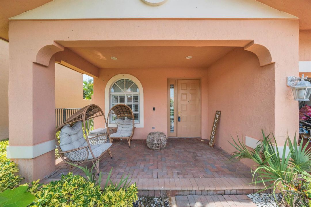 2 Porch (2)