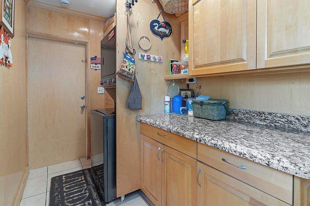 521 SW 59th st - - 034
