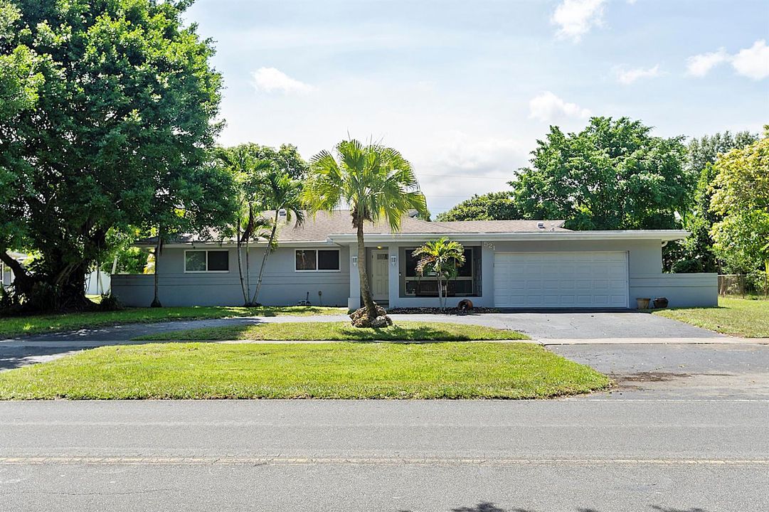 521 SW 59th st - - 011