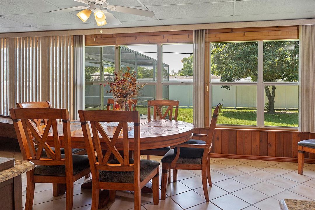 521 SW 59th st - - 021