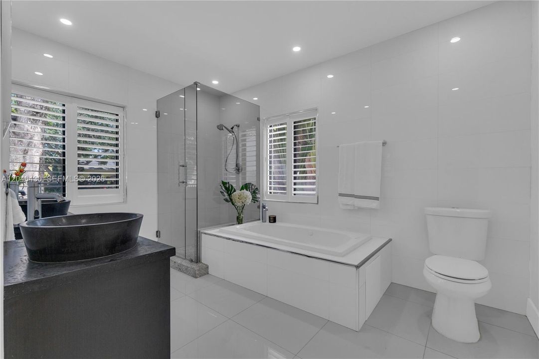 For Rent: $7,900 (4 beds, 4 baths, 3093 Square Feet)