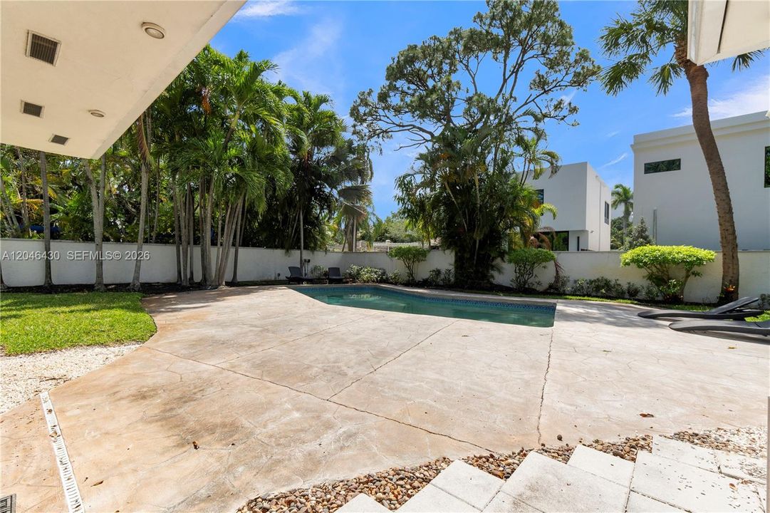 For Rent: $7,900 (4 beds, 4 baths, 3093 Square Feet)