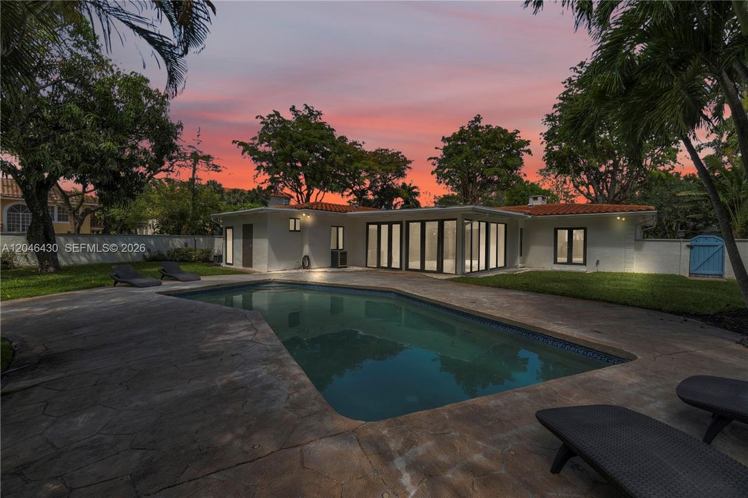 For Rent: $7,900 (4 beds, 4 baths, 3093 Square Feet)