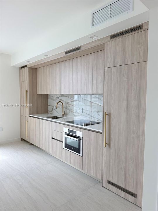 En Venta: $690,000 (1 camas, 1 baños, 561 Pies cuadrados)