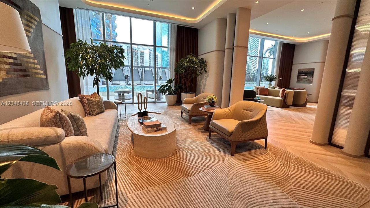 En Venta: $690,000 (1 camas, 1 baños, 561 Pies cuadrados)