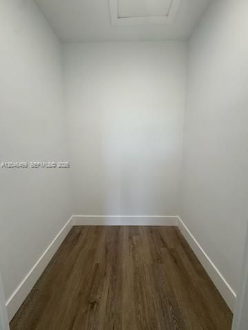 For Rent: $2,250 (1 beds, 1 baths, 15906 Square Feet)