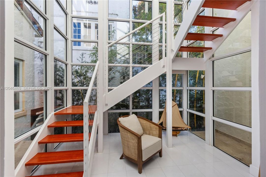 На продажу: $1,840,000 (3 спален, 3 ванн, 2472 Квадратных фут)