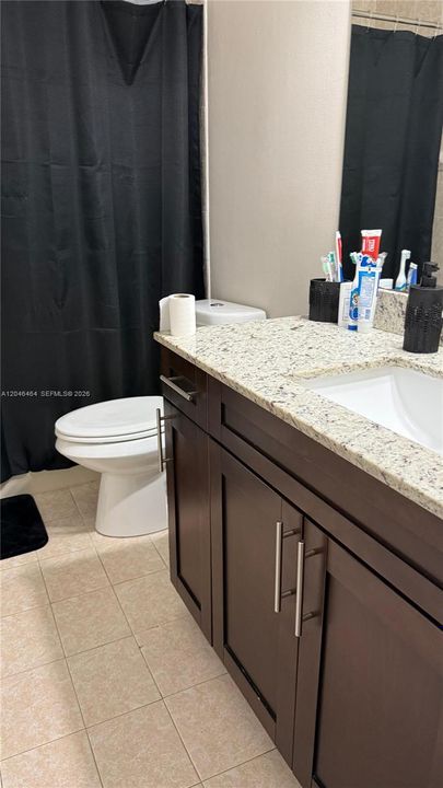 For Rent: $2,300 (2 beds, 2 baths, 967 Square Feet)