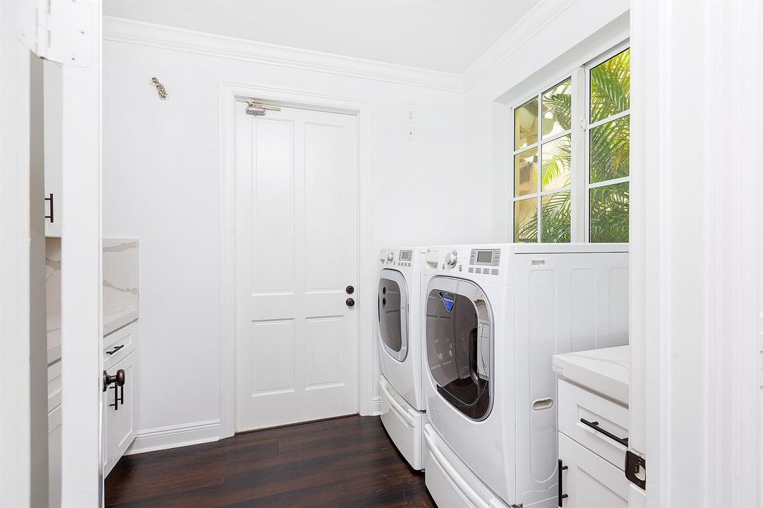 36A_Laundryroom