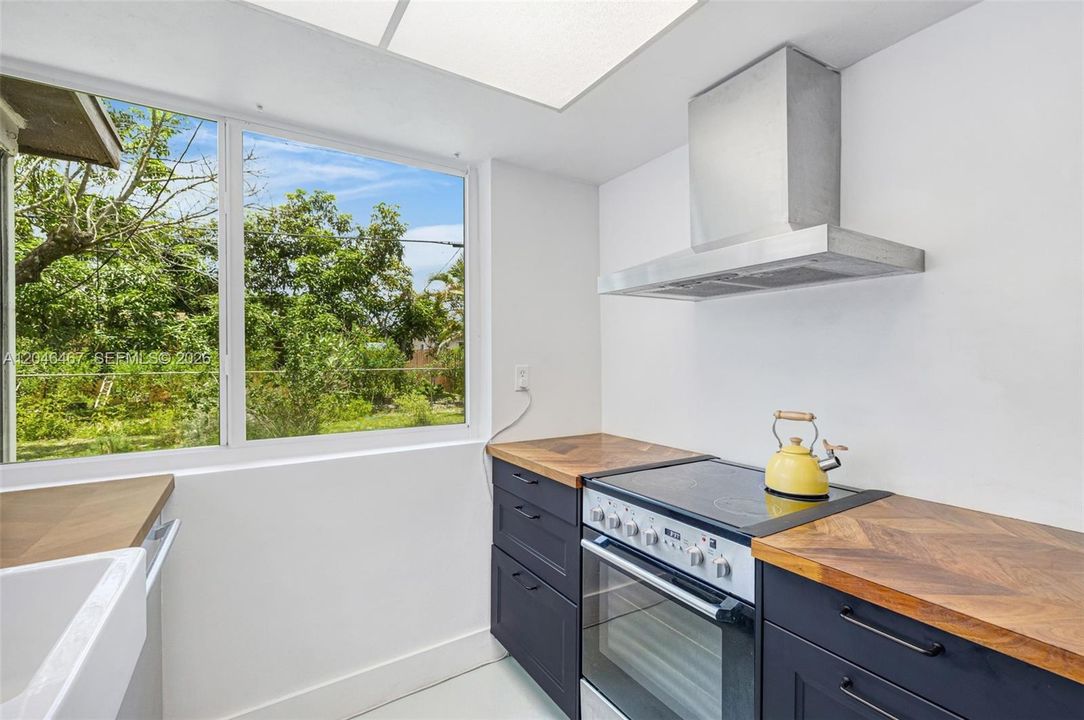 En Venta: $310,000 (2 camas, 2 baños, 1055 Pies cuadrados)