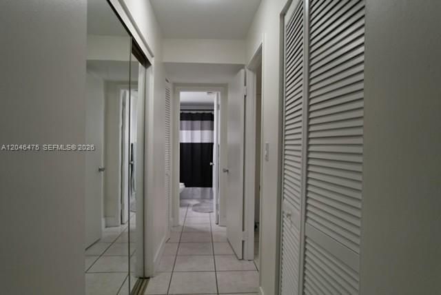 For Rent: $1,890 (1 beds, 1 baths, 809 Square Feet)