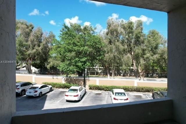 For Rent: $1,890 (1 beds, 1 baths, 809 Square Feet)