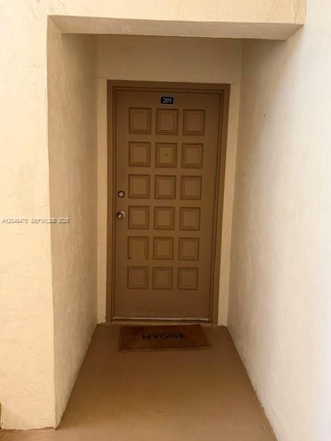 For Rent: $1,890 (1 beds, 1 baths, 809 Square Feet)