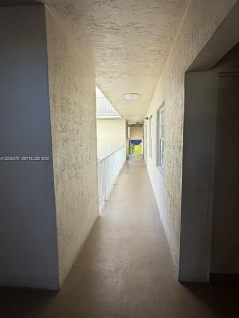 For Rent: $1,890 (1 beds, 1 baths, 809 Square Feet)