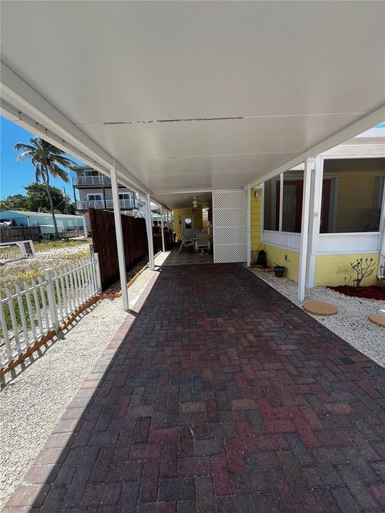 For Rent: $3,000 (2 beds, 2 baths, 1150 Square Feet)