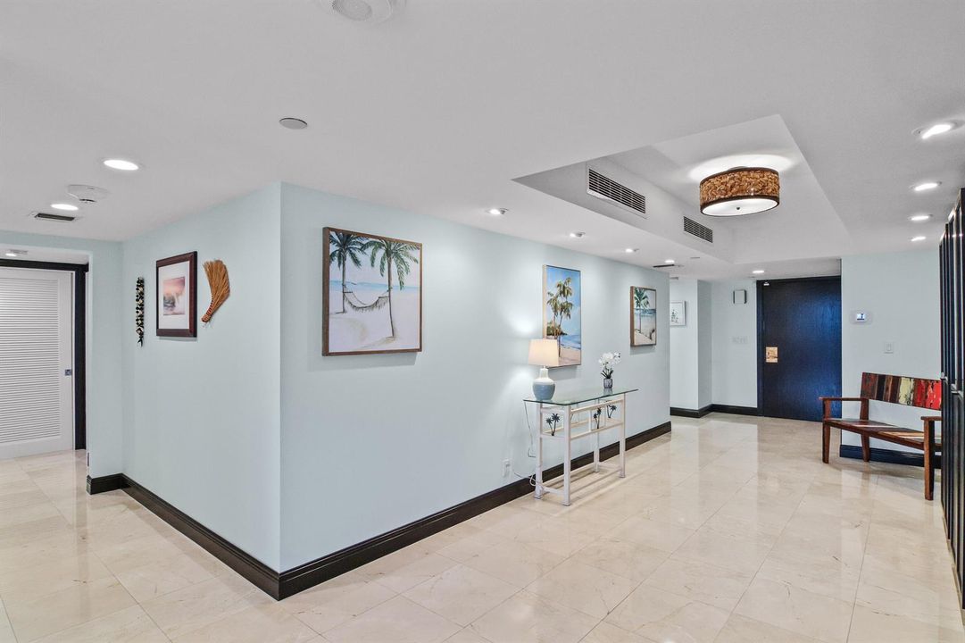 *458 Lobby Entrance