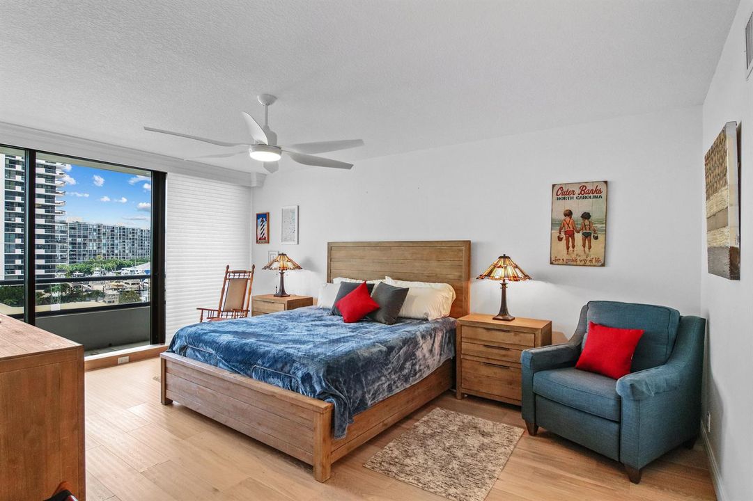 *458 Guest Room 1
