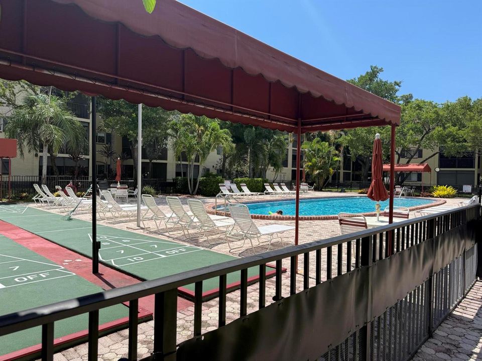 bocce /pool area