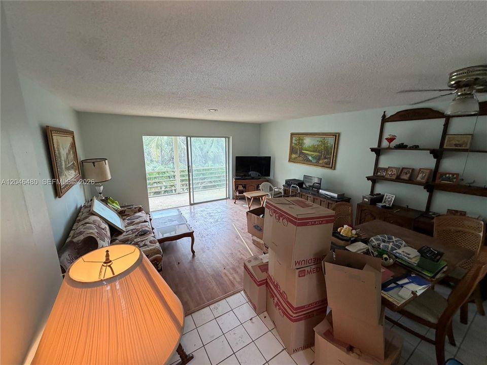 En Venta: $94,500 (1 camas, 1 baños, 785 Pies cuadrados)