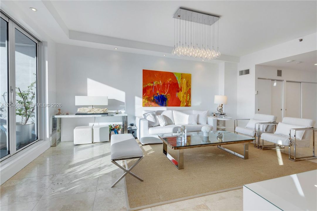 En Venta: $1,975,000 (2 camas, 2 baños, 1230 Pies cuadrados)