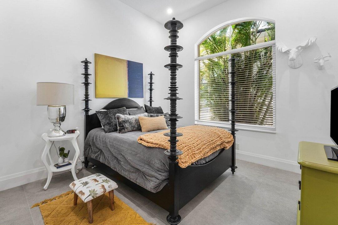 En-Suite Guest Bedroom