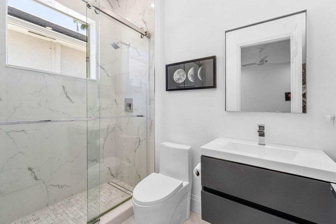 En-Suite Guest Bathroom