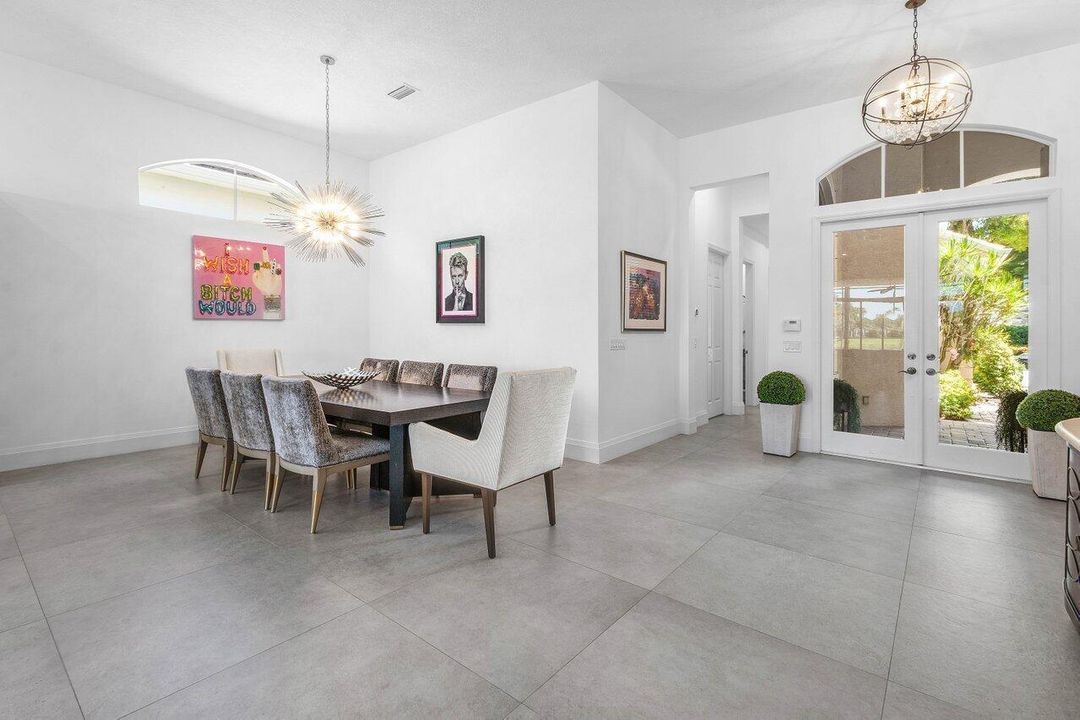 Spacious Dining Area