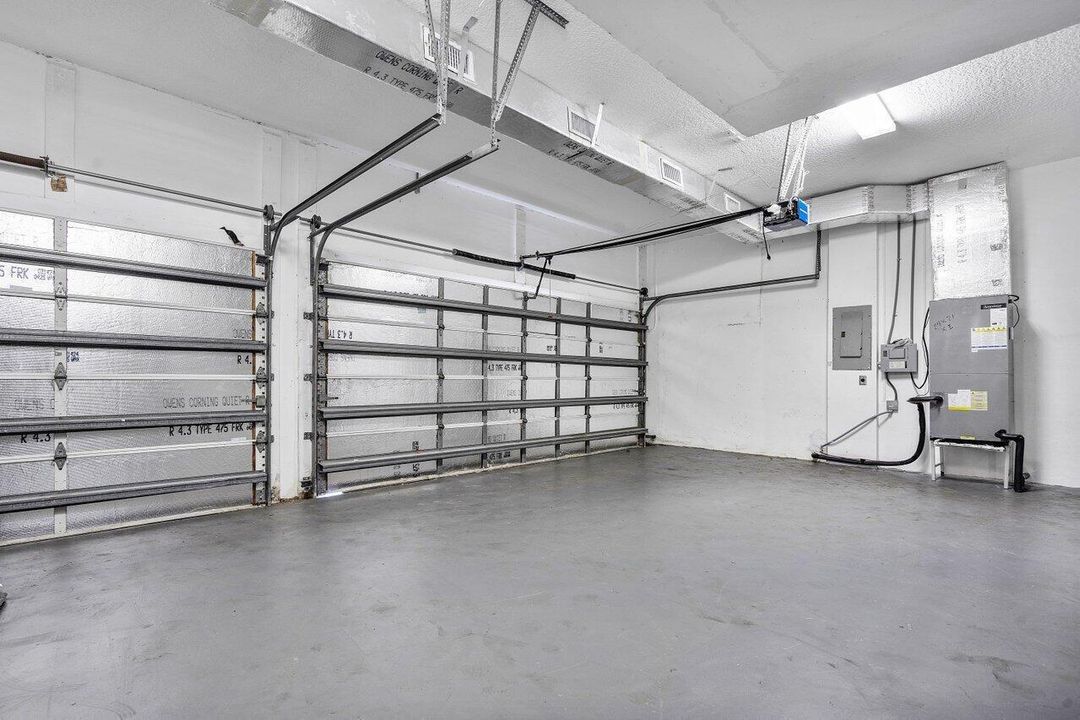 garage 1