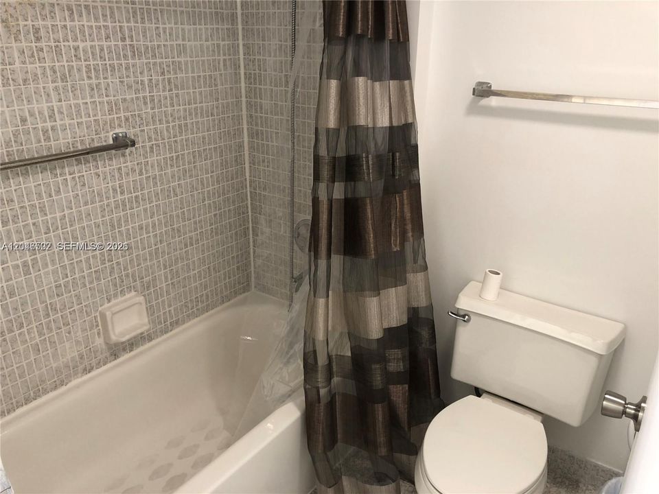 В аренду: $2,100 (1 спален, 1 ванн, 1081 Квадратных фут)