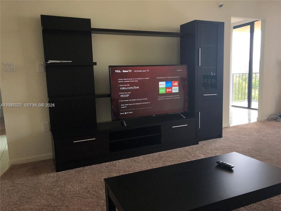 В аренду: $2,100 (1 спален, 1 ванн, 1081 Квадратных фут)