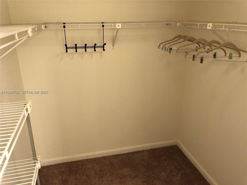 В аренду: $2,100 (1 спален, 1 ванн, 1081 Квадратных фут)