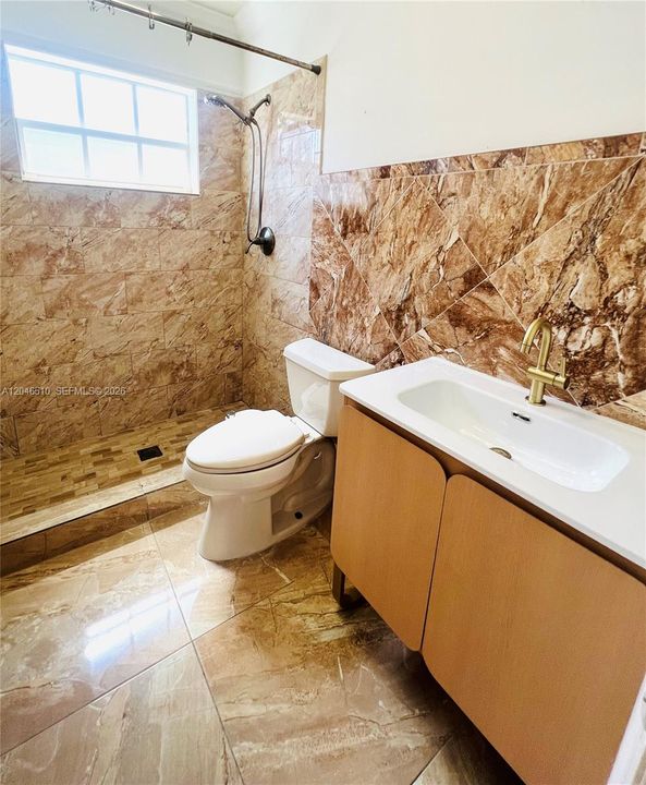 В аренду: $3,000 (3 спален, 2 ванн, 1334 Квадратных фут)