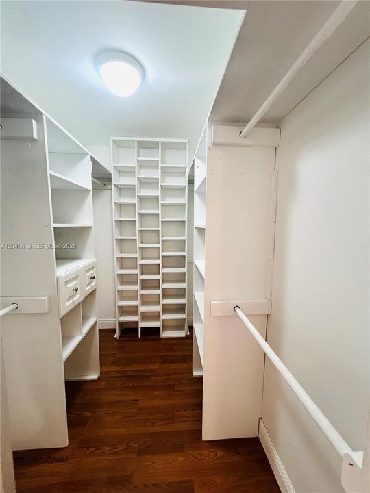 В аренду: $3,000 (3 спален, 2 ванн, 1334 Квадратных фут)