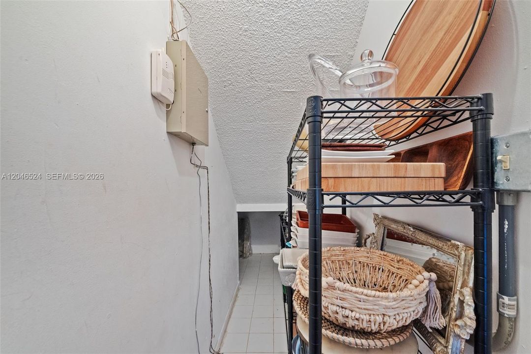 В аренду: $8,850 (4 спален, 3 ванн, 2655 Квадратных фут)
