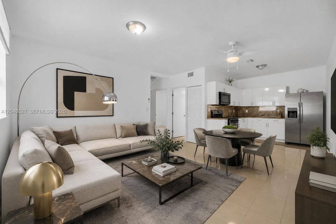 For Rent: $2,200 (2 beds, 1 baths, 754 Square Feet)