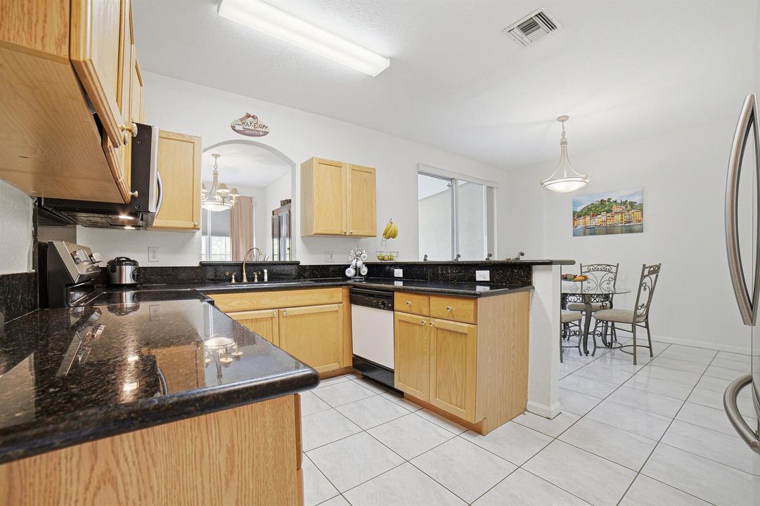 Kitchen (1)