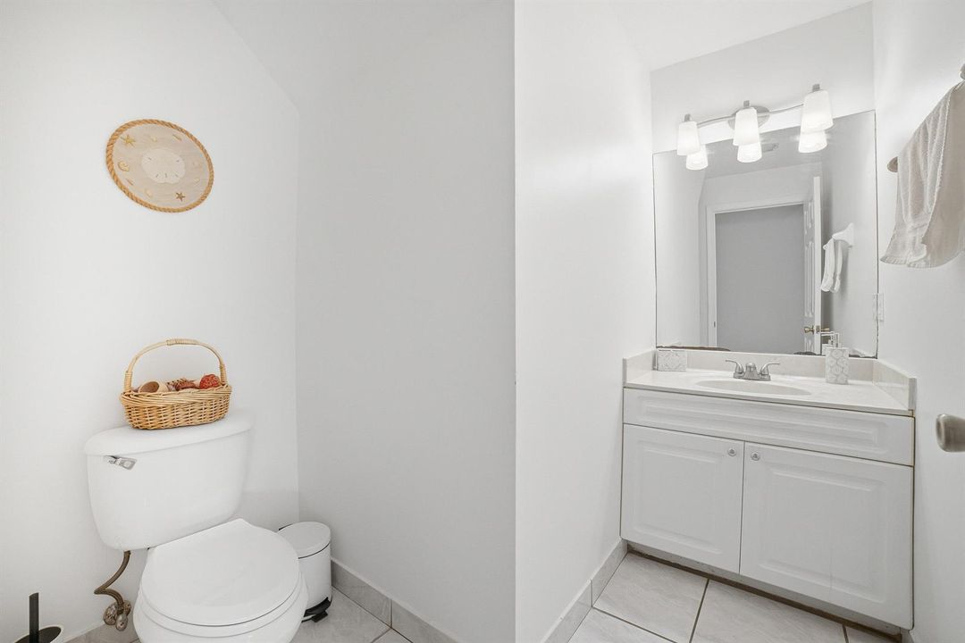 Bathroom2 (1)