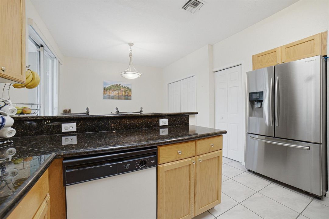 Kitchen-C (1)