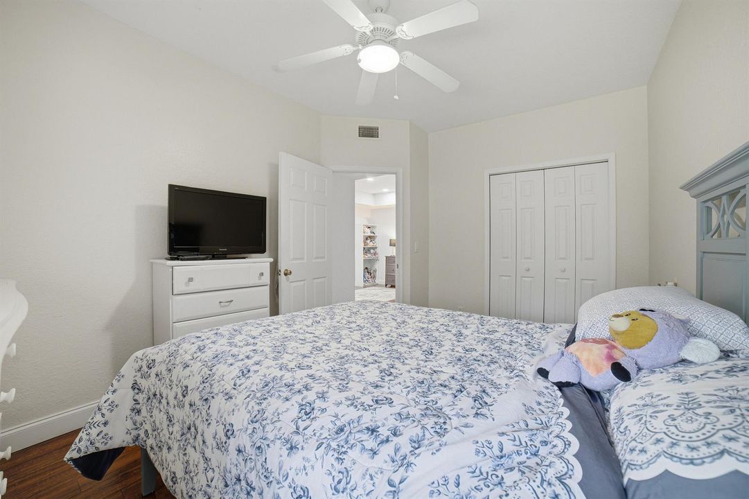 Bedroom2-B (1)