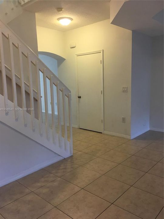 En Renta: $2,850 (2 camas, 2 baños, 1050 Pies cuadrados)