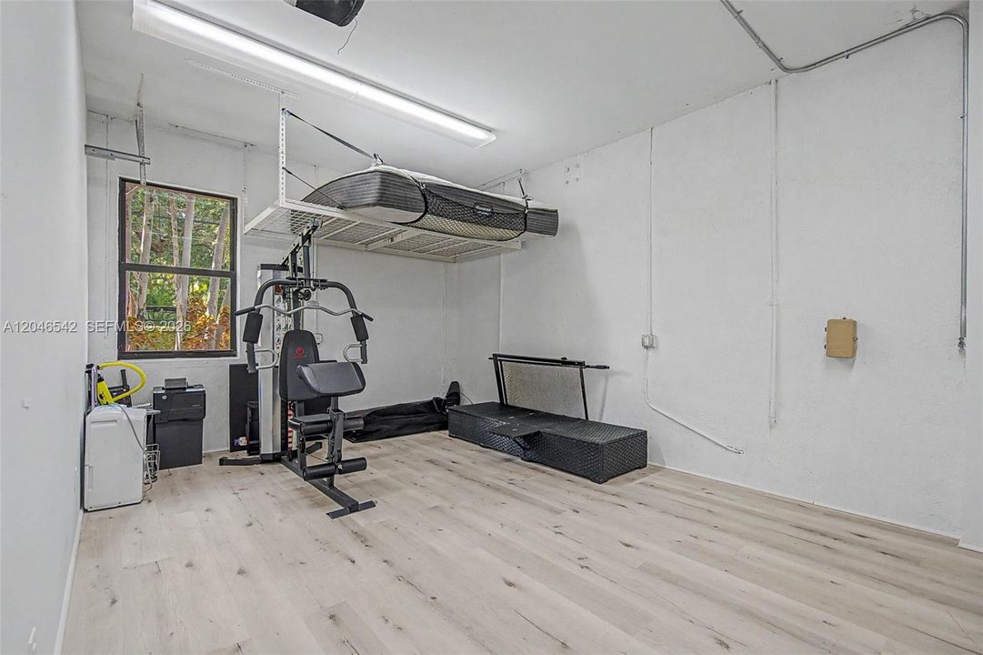 For Rent: $25,000 (4 beds, 4 baths, 3970 Square Feet)