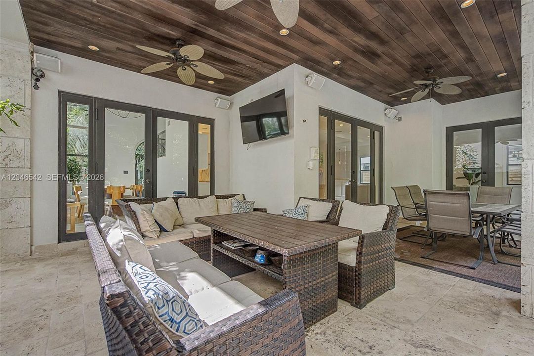 For Rent: $25,000 (4 beds, 4 baths, 3970 Square Feet)